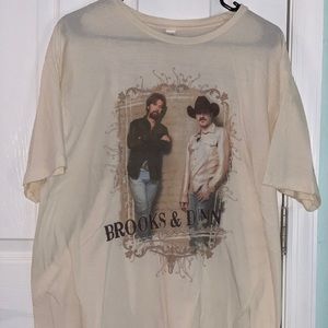 2008 Brooks & Dunn Cowboy Town Concert T-Shirt